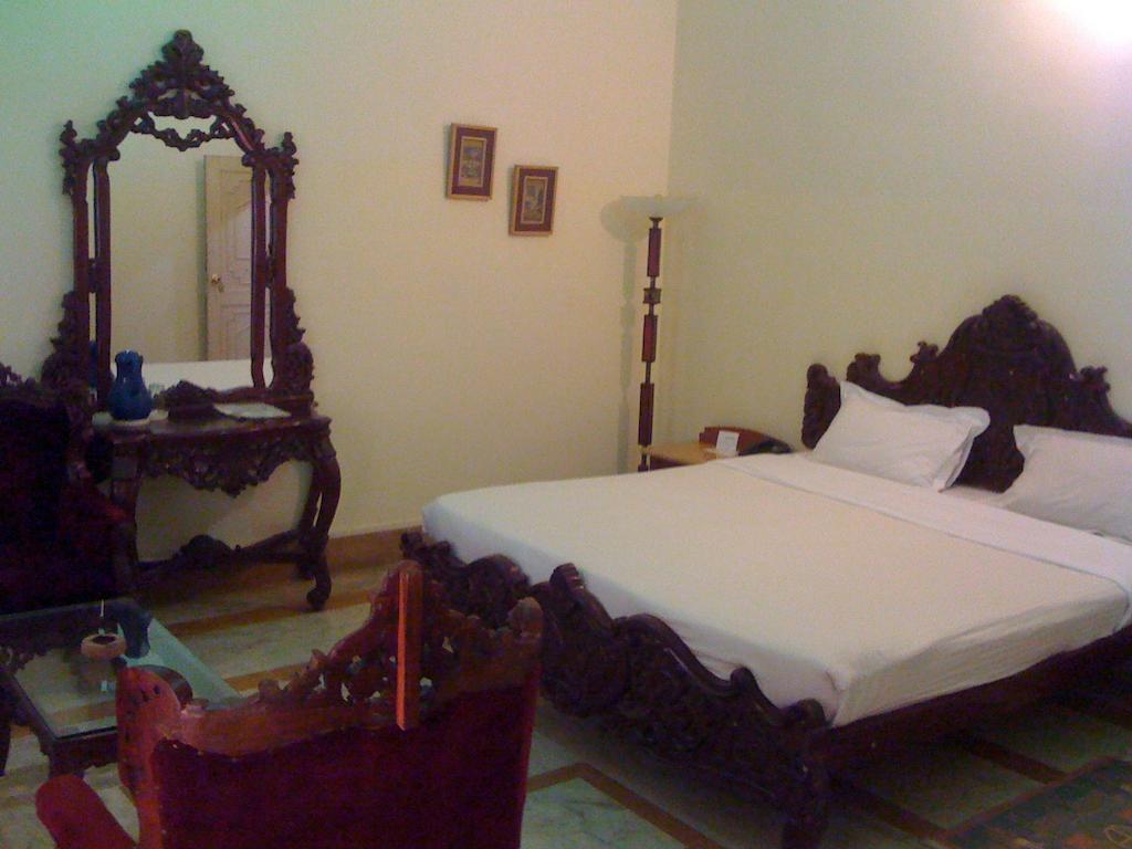 Deoki Niwas Palace Jaisalmer Room photo